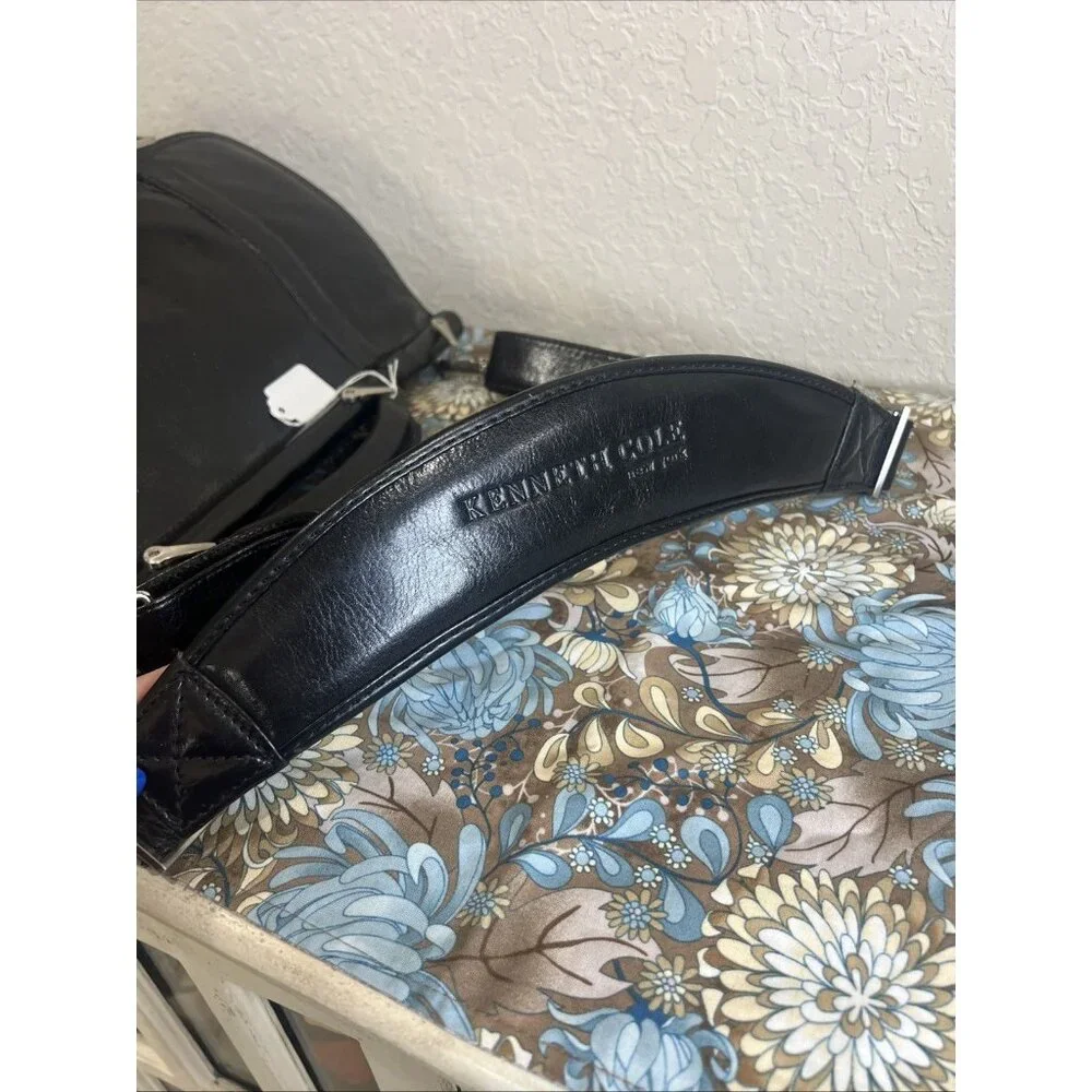 Kenneth Cole Black Leather Laptop Messenger Briefcase Bag